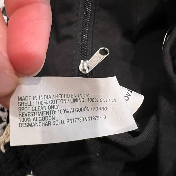 Wild Fable Black and Cream Crochet Shoulder Bag - Picture 7 of 9